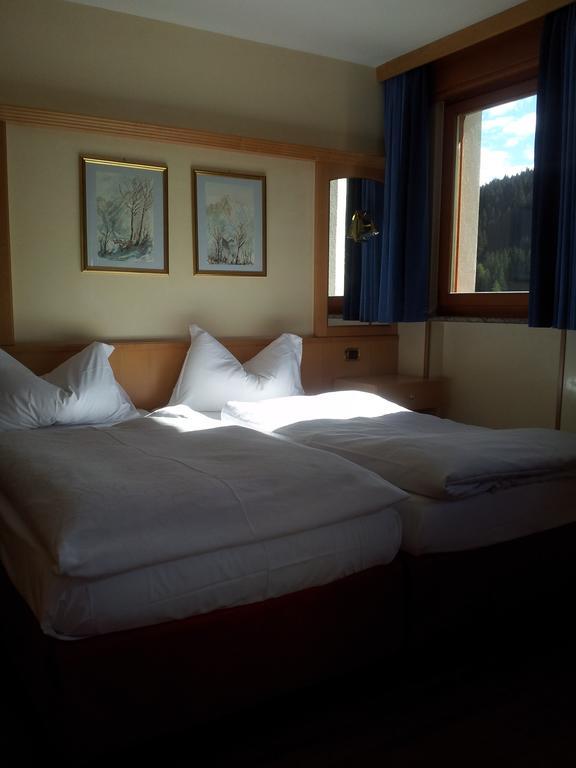 Chalet Brigitte B&B Arabba Phòng bức ảnh